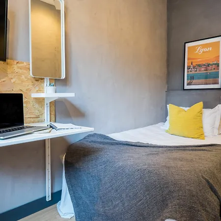Taggat Hotel 2*