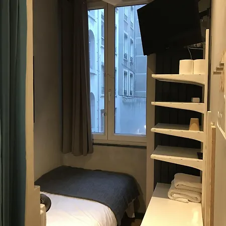 Hotel Taggat 2*