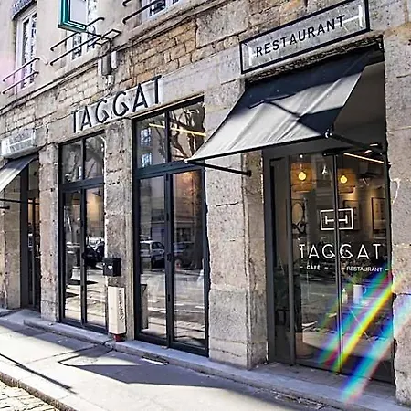 Taggat 2* Lyon