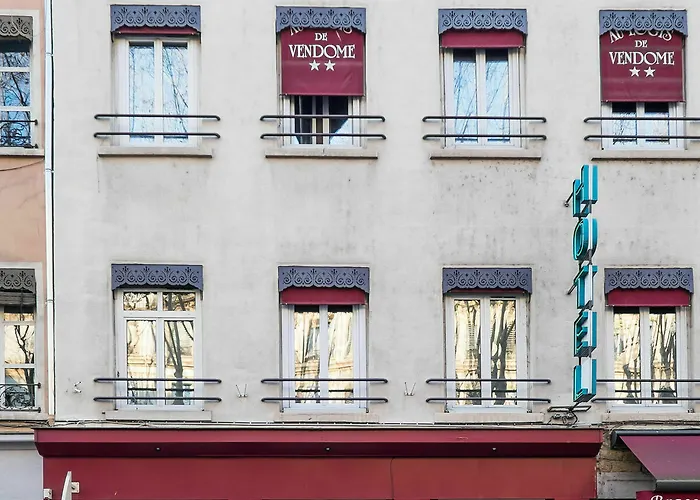 塔吉加特酒店 2* 里昂