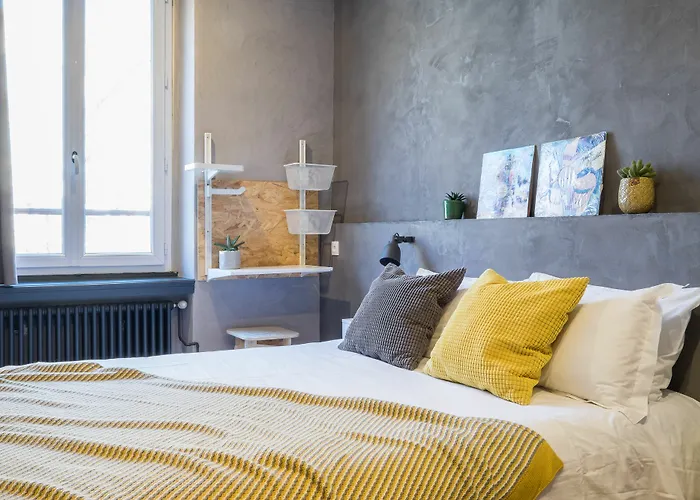 塔吉加特酒店 2*