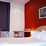 Hotel Taggat 2*